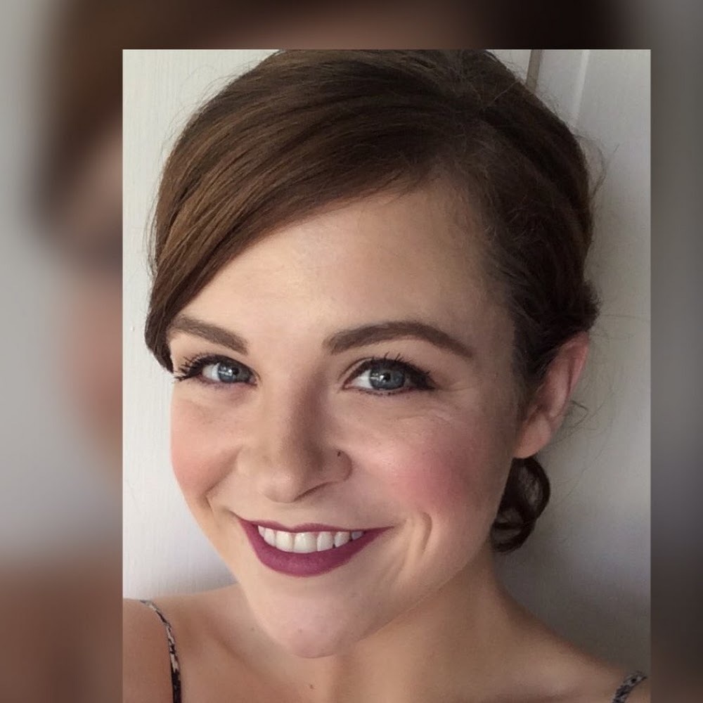 Meet your Posher, Hillary